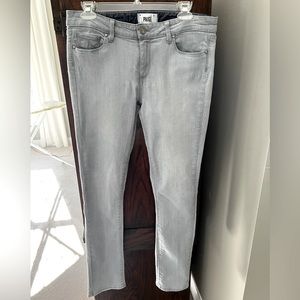 Paige SLYLINE SKINNY SIZE 30/31 mid-rise - EUC